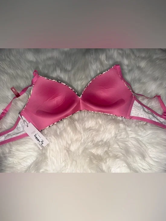 Ambrielle Everyday Wirefree Full Coverage Bra 38B Pink Taupe Butterfly Pattern - Picture 2 of 3